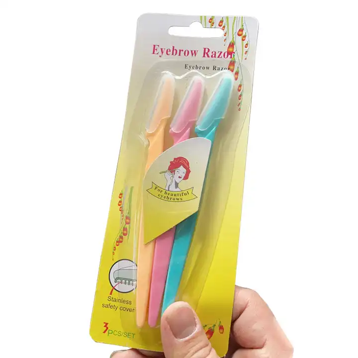 Бритва для брів – це найбезпечніший і найефективніший інструмент для створення ідеальної форми брів у домашніх умовах