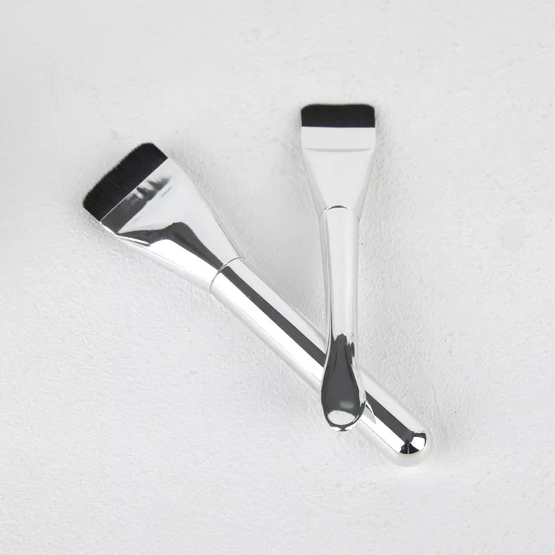 Пензлі для тонального макіяжу